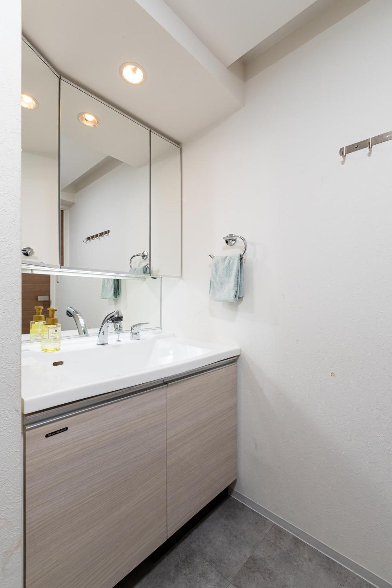 Namba 2 Bedroom Apartment, 1 Min To Nippombashi Appartement *