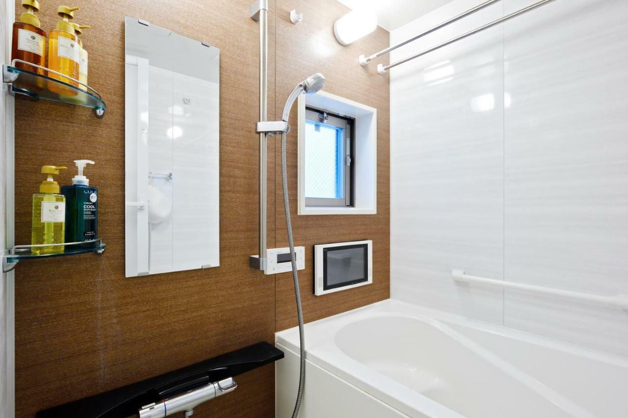 Namba 2 Bedroom Apartment, 1 Min To Nippombashi Ōsaka